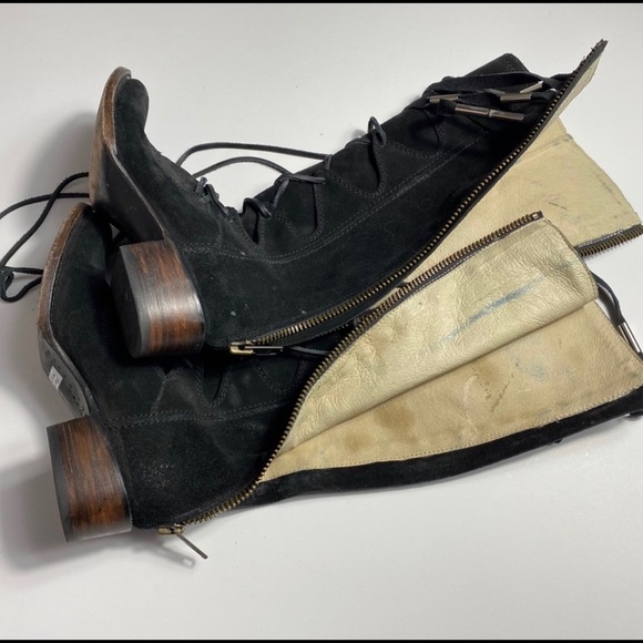 FREEBIRD WAGON TALL BLACK SUEDE BOOTS sz 7 - Picture 9 of 12